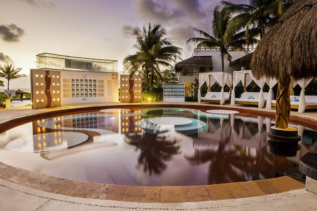 Desire Riviera Maya Pearl Resort (Adults Only) ปัวร์โตโมเรลอส ภายนอก รูปภาพ