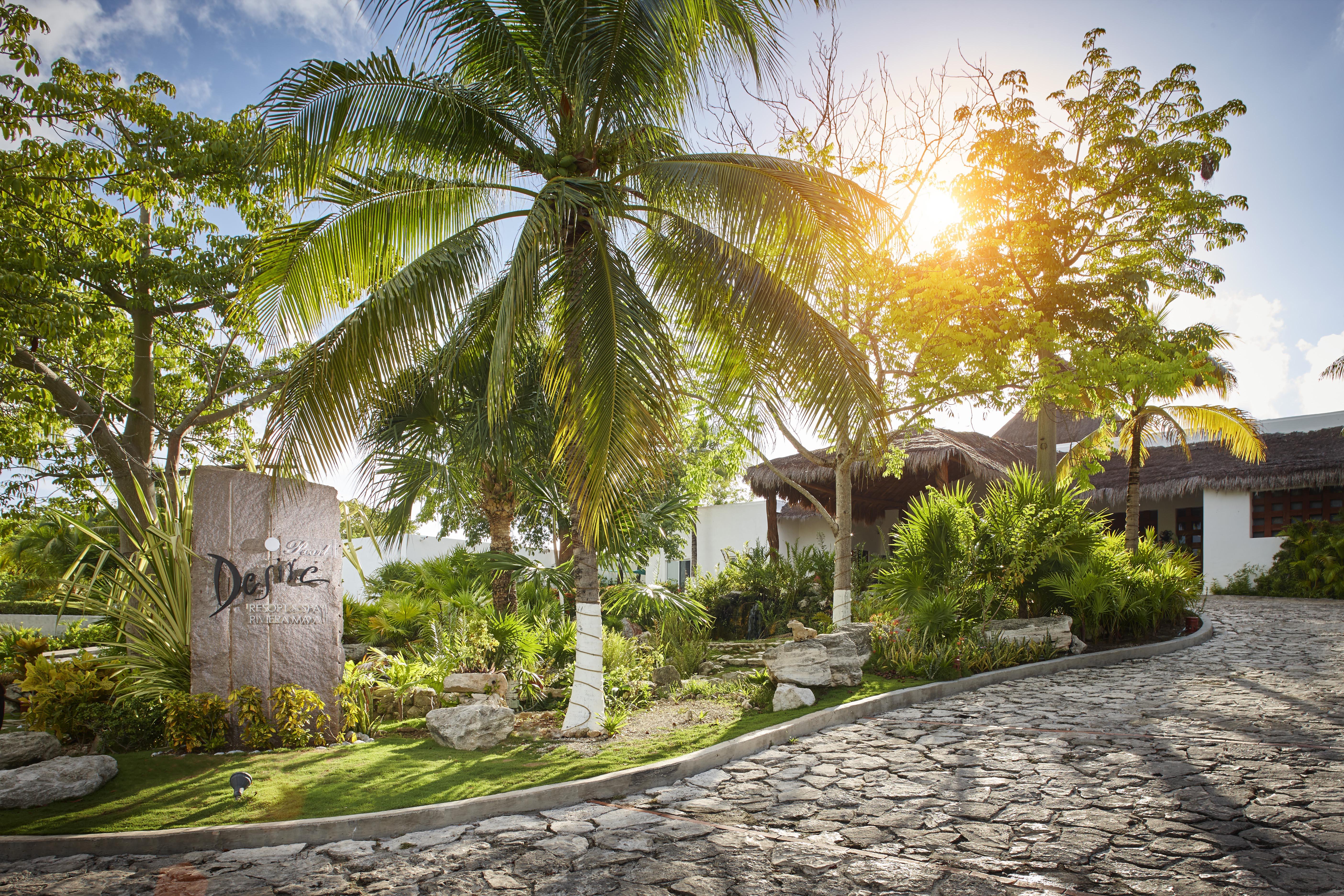 Desire Riviera Maya Pearl Resort (Adults Only) ปัวร์โตโมเรลอส ภายนอก รูปภาพ